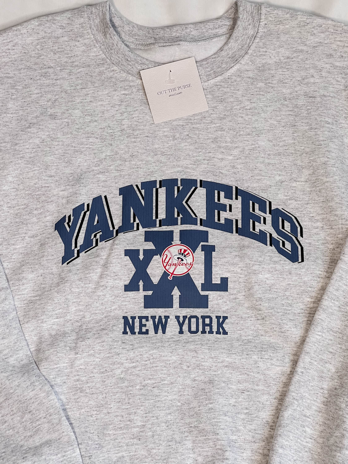 IMPERFECT / SALE - Yankees Ash Sweater M Out The Purse