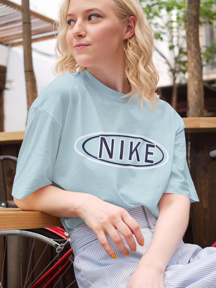 blue t-shirt with retro twin tone print out the purse
