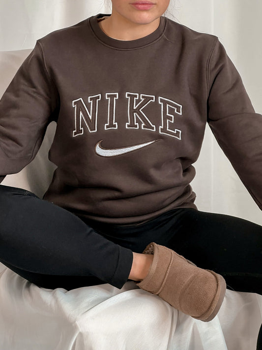 Old School Women's Sweatshirt Chocolate Clothing Out The Purse UK