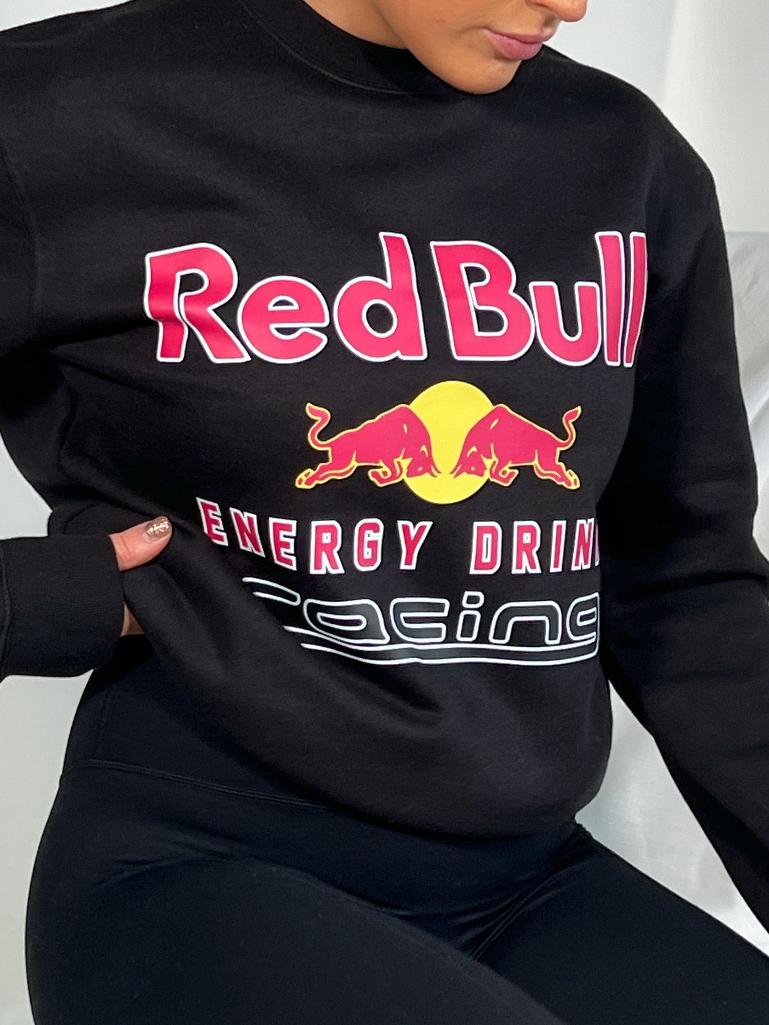 Out The Purse UK Size S Red Bull Racing Black Sweatshirt